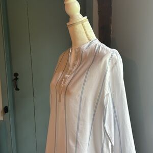 Theory White Tunic Shirt with double striped blue line. Worn 1-3 times